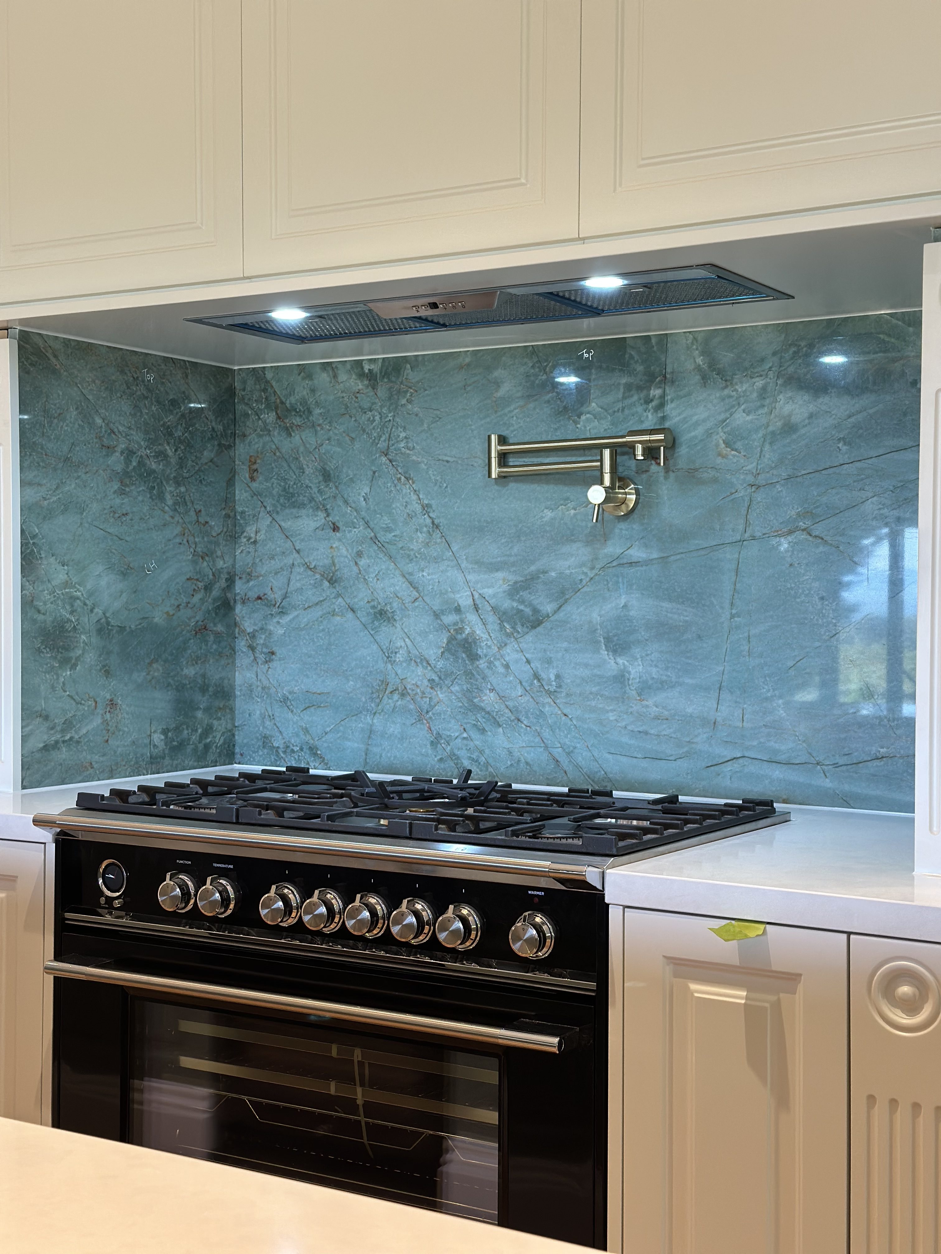 Kitchen Splashback – The Building & Construction Company